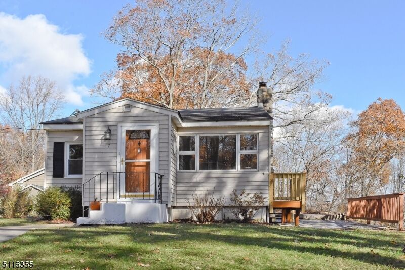 Property Photo: 7 River Rd NJ 07005