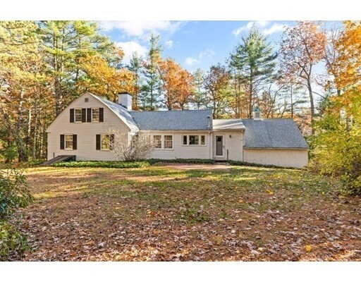 Property Photo: 135 Moose Hill Pkwy MA 02067