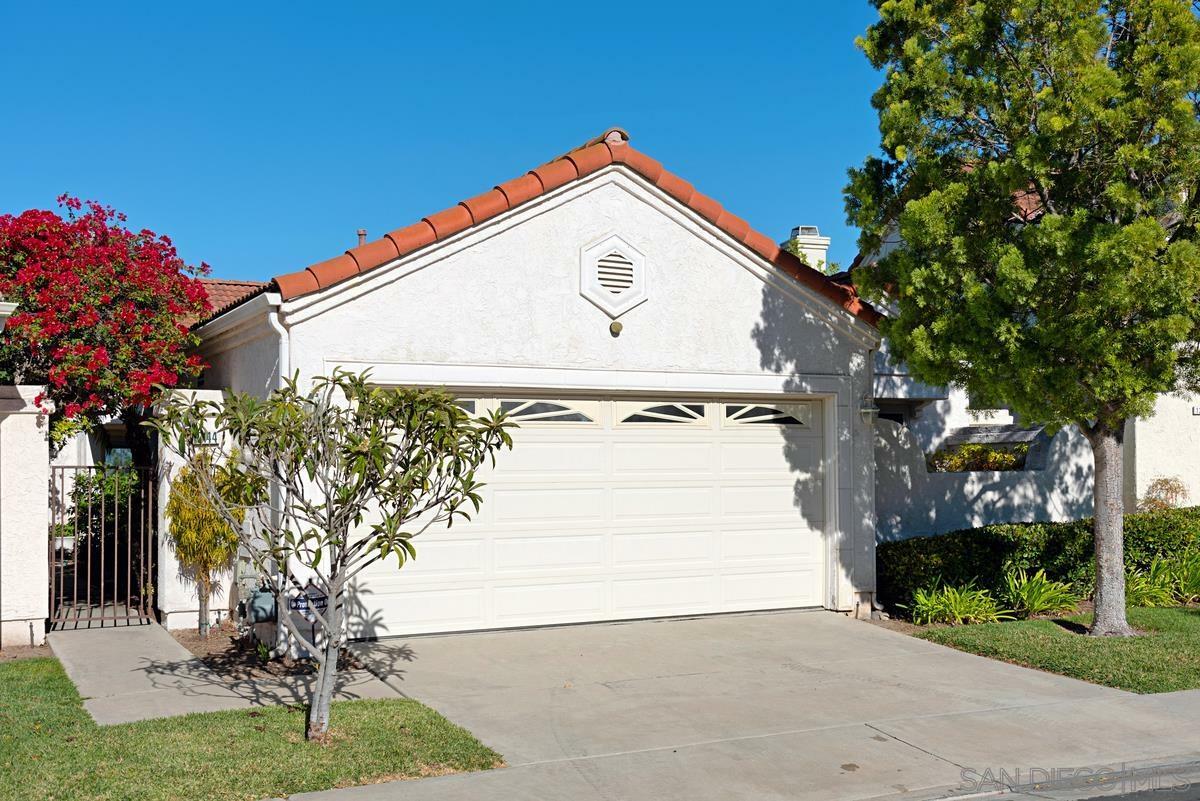 Property Photo:  12144 Putting Green Row  CA 92128 