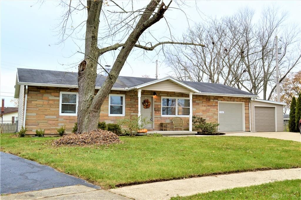 Property Photo: 1118 Nunnery Drive OH 45342