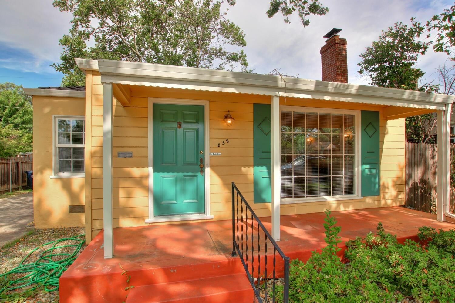 Property Photo:  858 55th Street  CA 95819 