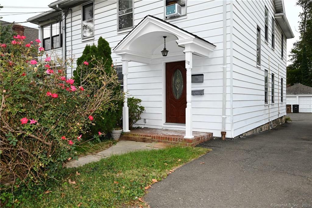 Property Photo: 112 Colonial Road 1 CT 06906