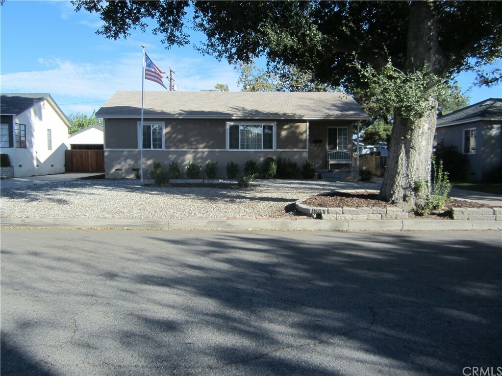 Property Photo: 3615 N Lugo Avenue CA 92404