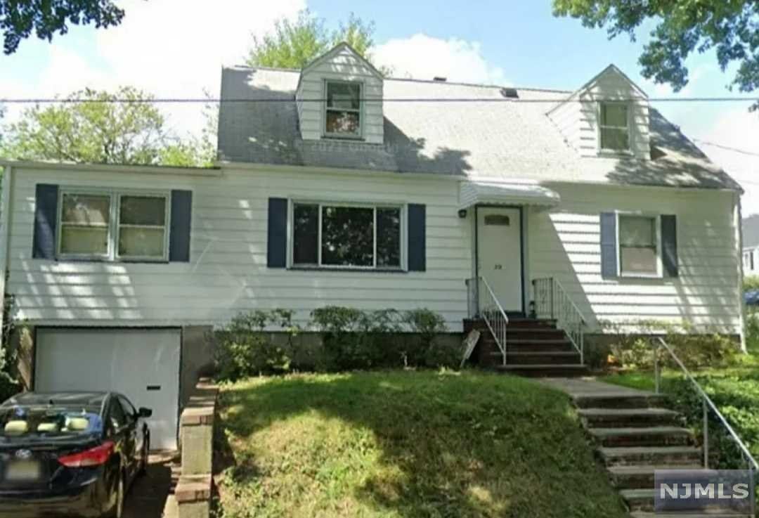 Property Photo:  212 Maplewood Avenue  NJ 07013 