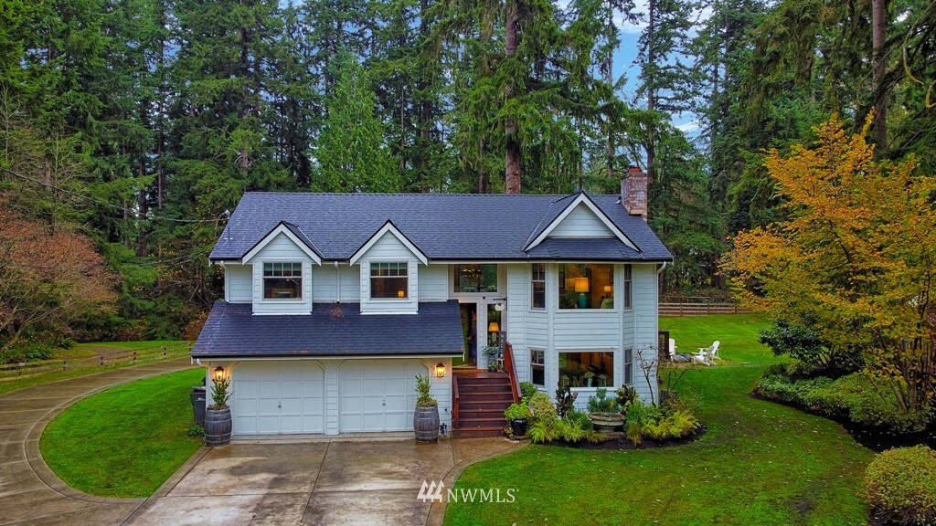 Property Photo:  17411 97th Drive SE  WA 98296 