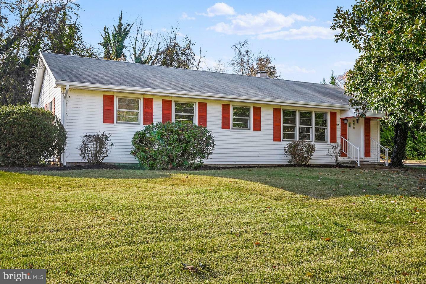 Property Photo:  104 Kennedy Drive  MD 21620 