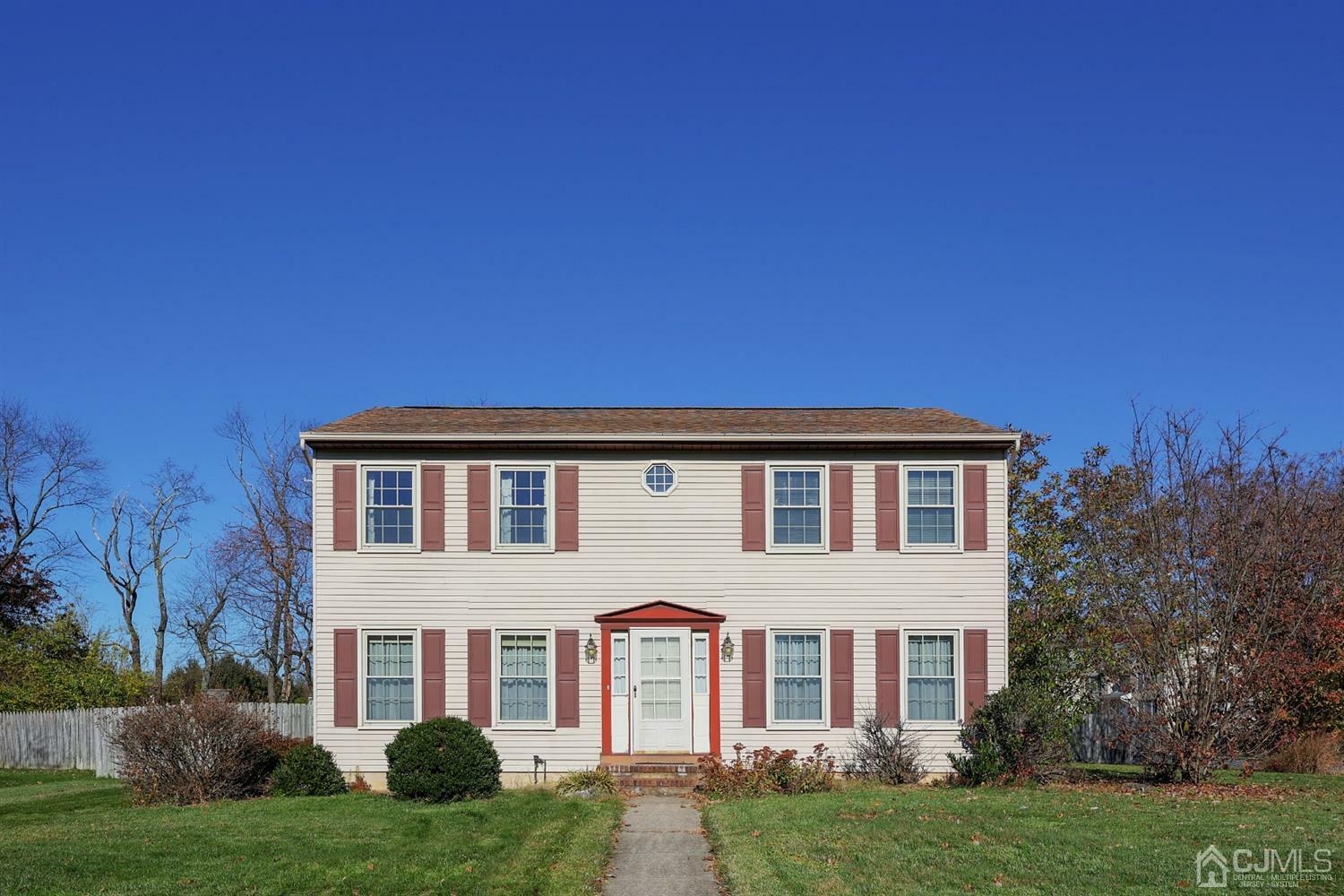 Property Photo:  19 Hamilton Lane  NJ 08536 