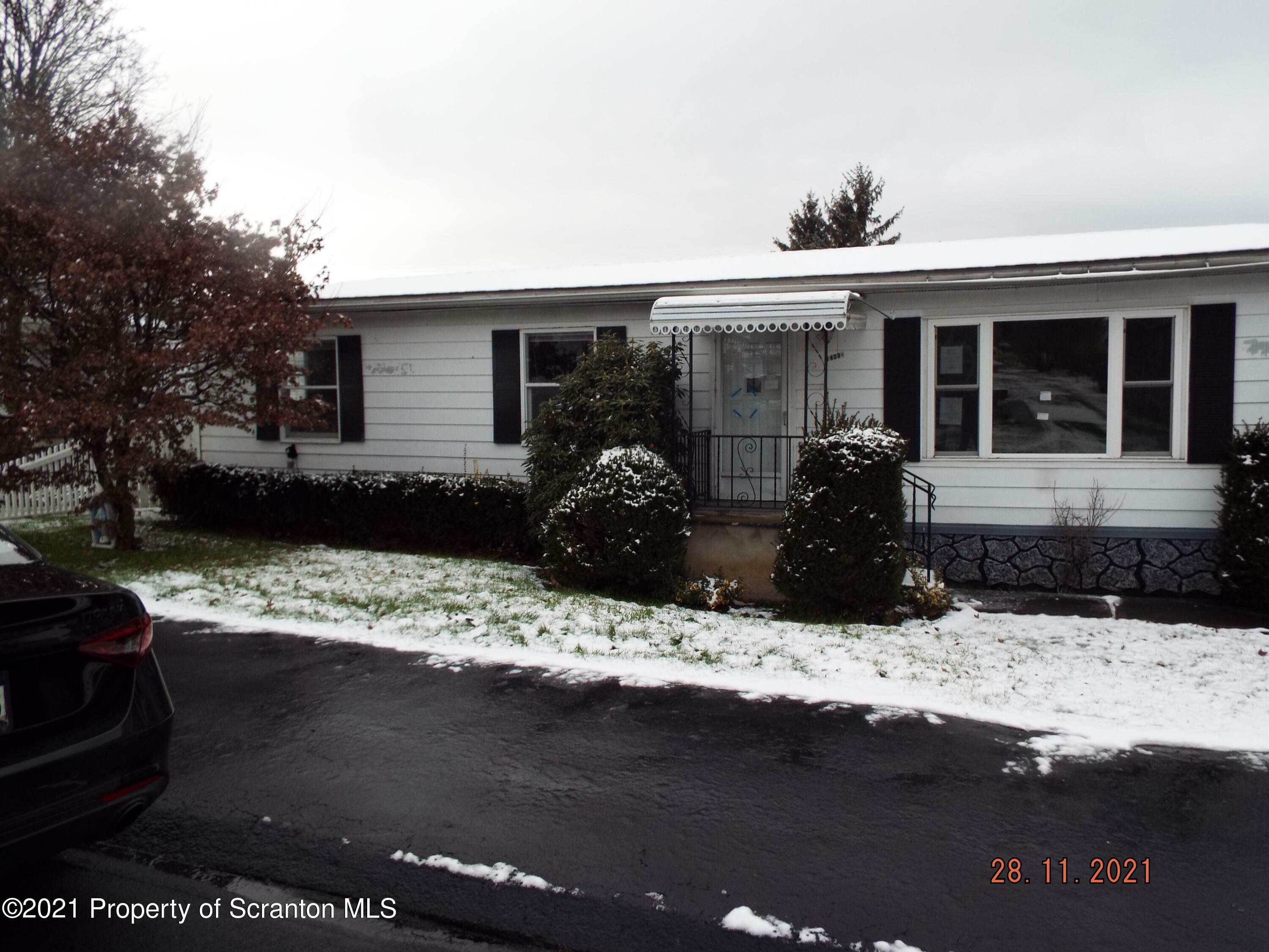 Property Photo: 1409 1/2 Plane Street PA 18641