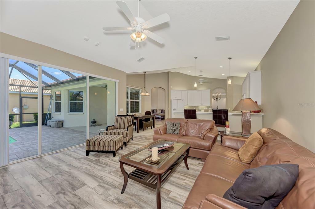 Property Photo:  6496 Rookery Circle  FL 34203 