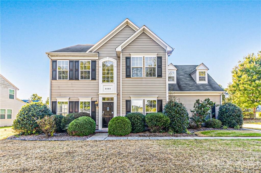 Property Photo: 2505 Scarlet Oak Drive NC 28056