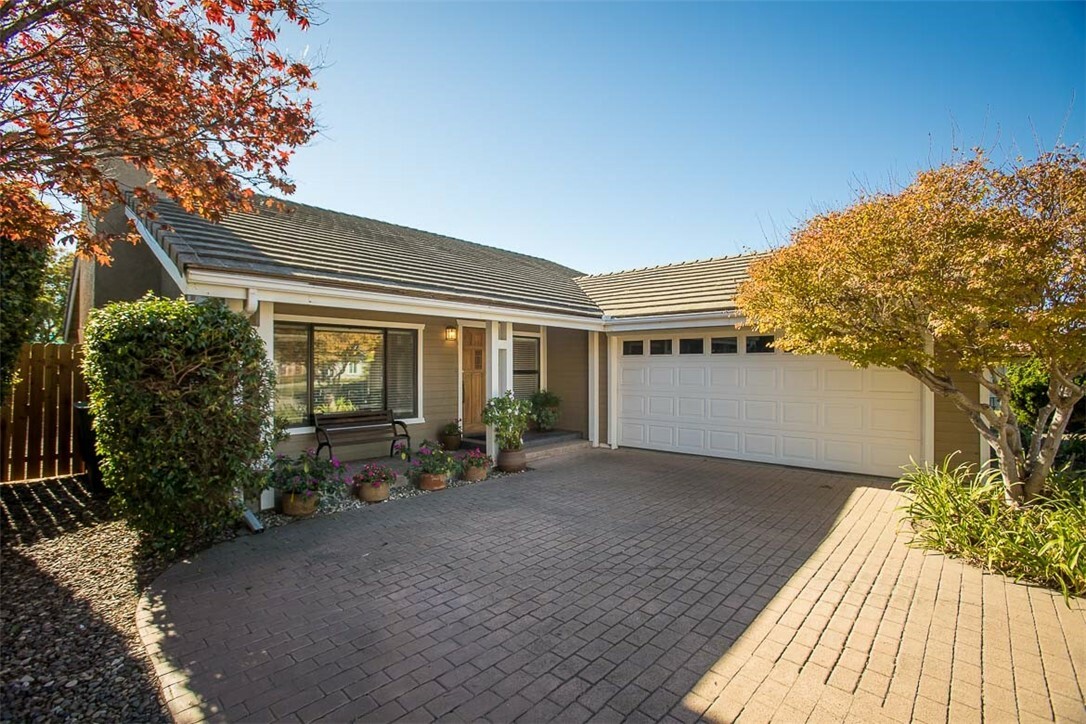 Property Photo:  366 Platino Lane  CA 93420 