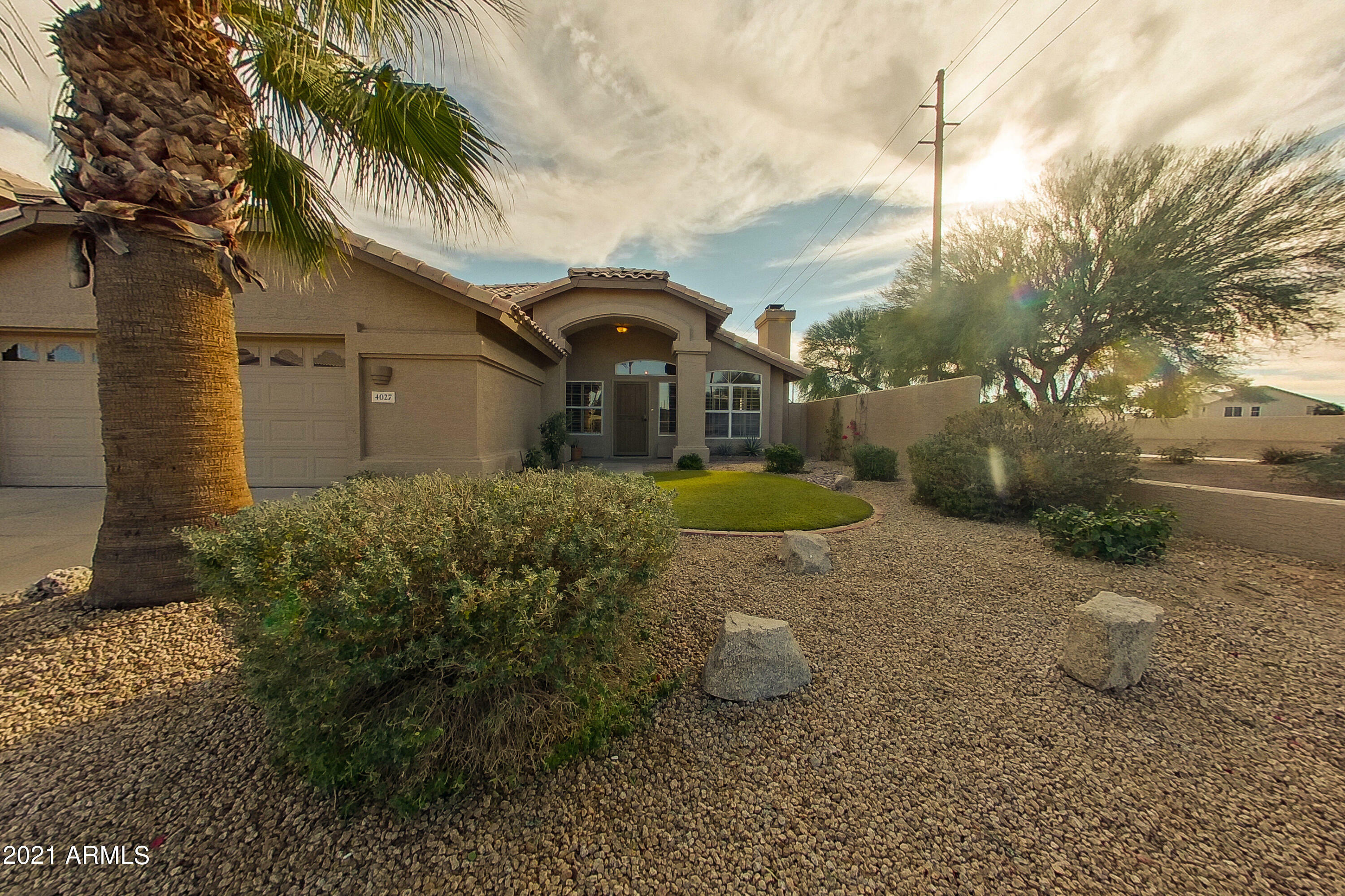 Property Photo:  4027 E Cathedral Rock Drive  AZ 85044 