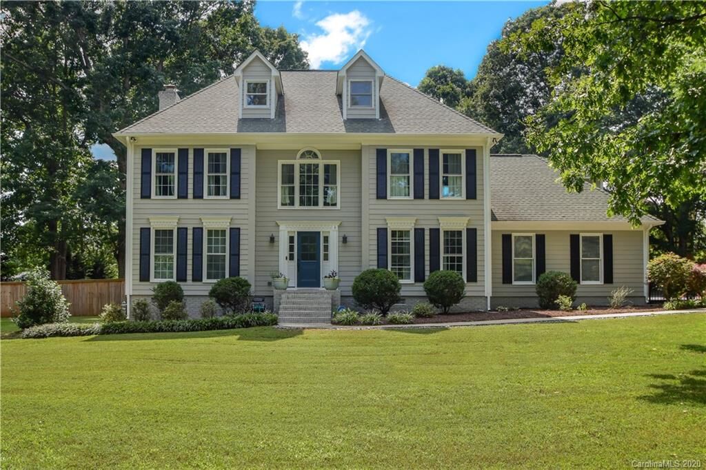 Property Photo:  2001 Greenbrook Parkway  NC 28104 