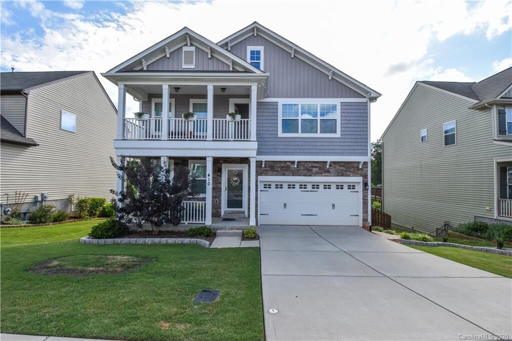 Property Photo:  410 Almora Loop  NC 28115 