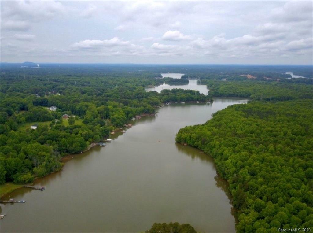 Property Photo:  6724 Riverfront Drive  NC 28216 