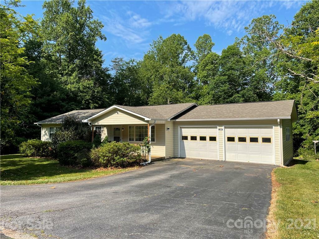 Property Photo:  288 Springdale Drive  NC 28752 