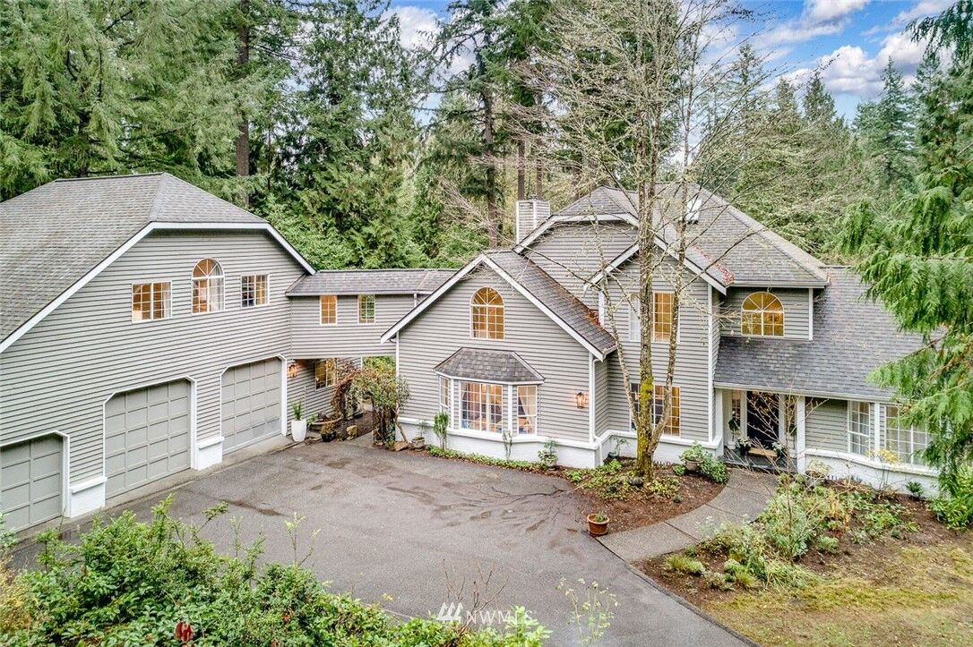 Property Photo: 11356 Olympic Terrace Avenue NE WA 98110