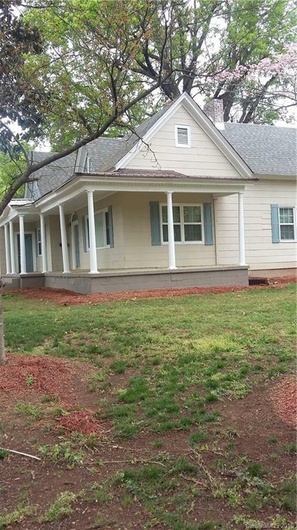 Property Photo:  5121 E Allen Road  NC 28269 