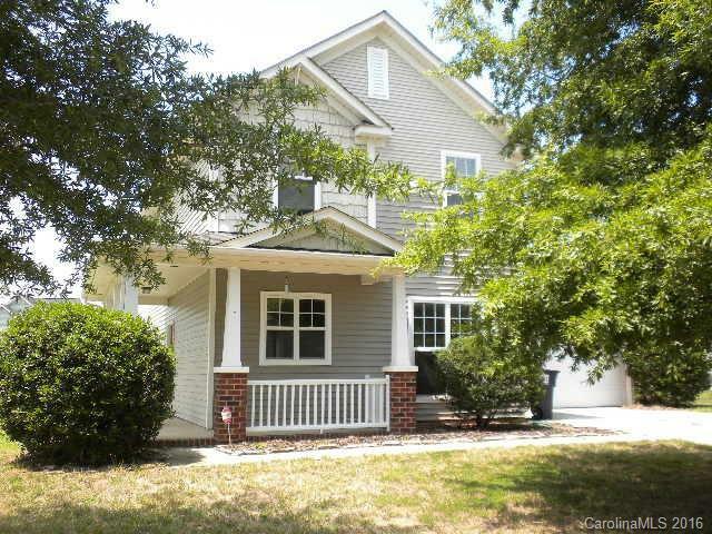 Property Photo:  1004 Benning Circle  NC 28079 