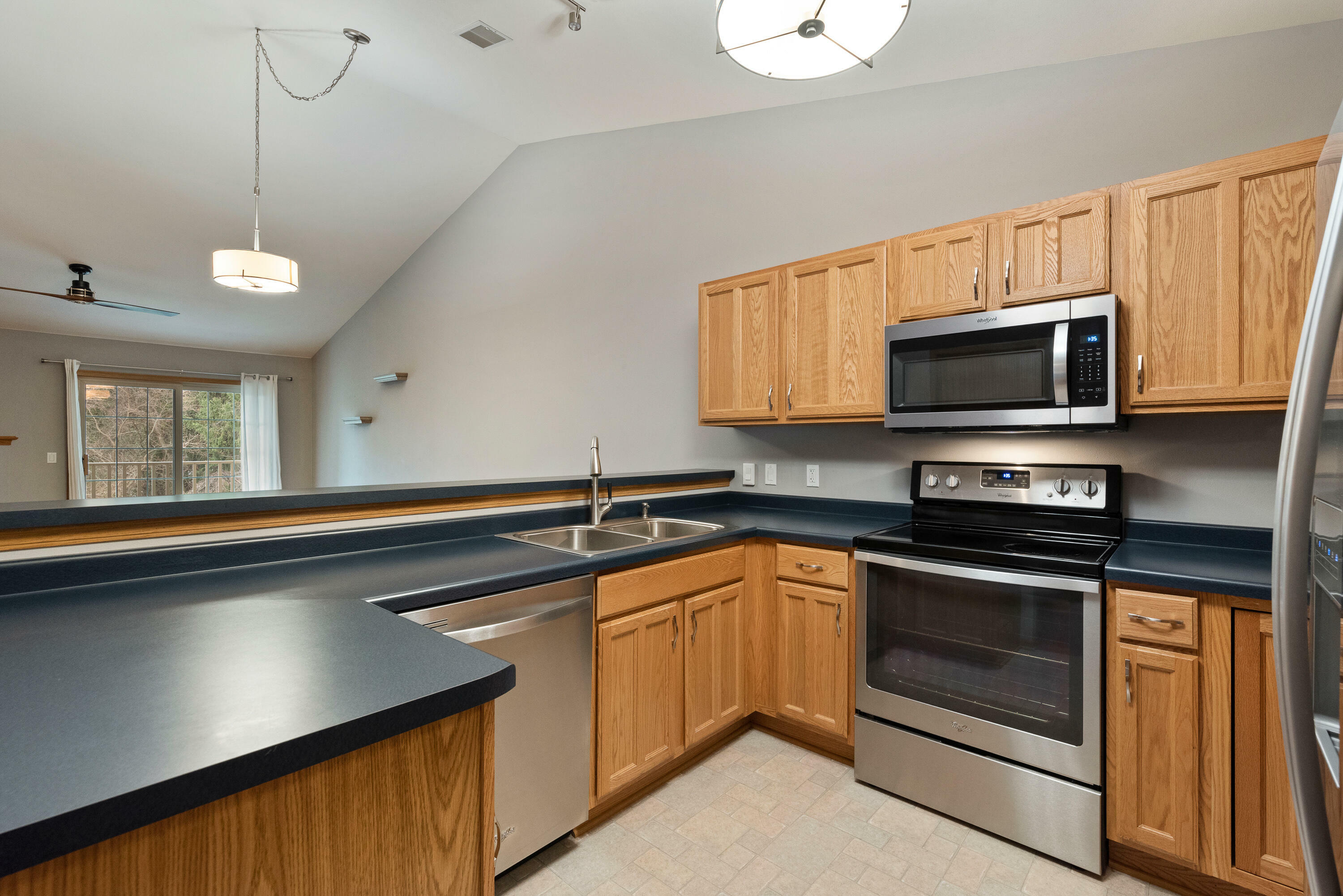 Property Photo:  2175 Pine Ridge Ct A  WI 53024 