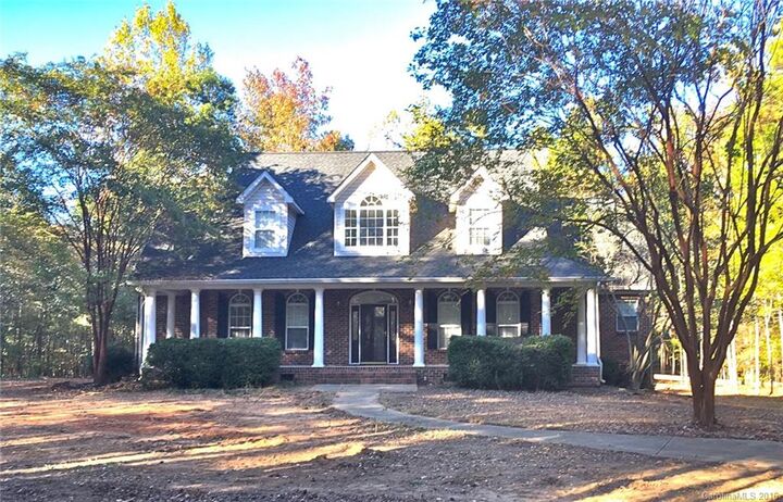 16804 Youngblood Road  Charlotte NC 28278 photo
