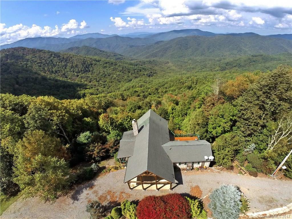 Property Photo: 475 Skyridge Drive NC 28721