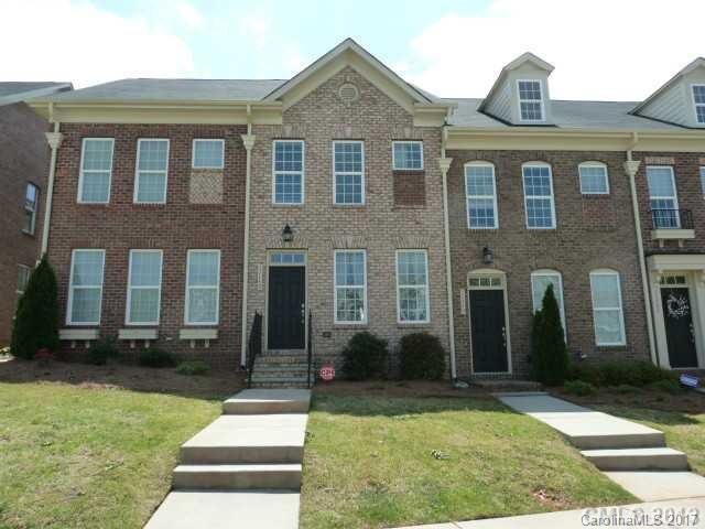 Property Photo:  11145 Cedar Walk Lane  NC 28277 