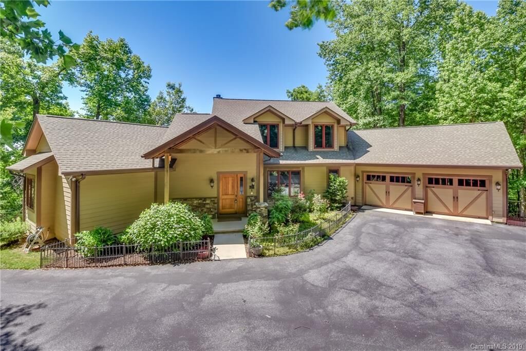 Property Photo: 272 By The Wayside Drive NC 28722