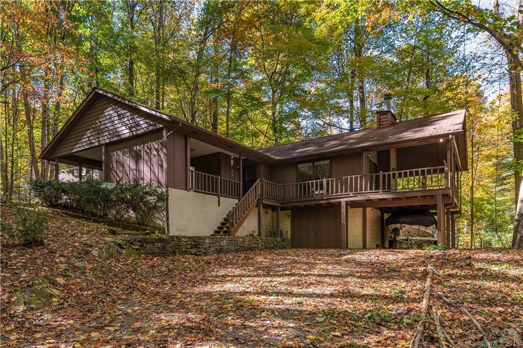 Property Photo: 194 Hickory Drive NC 28751