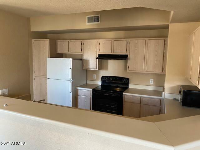 Property Photo:  3236 E Chandler Boulevard 3094  AZ 85048 