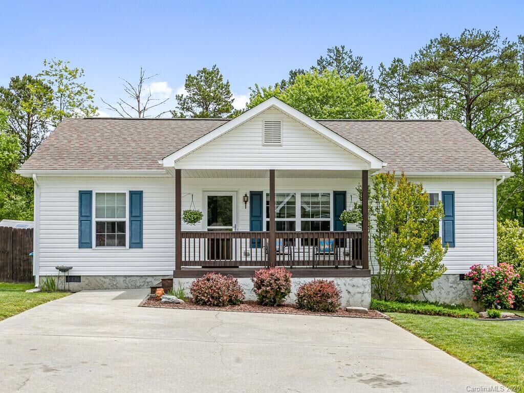 Property Photo:  52 Newberry Drive  NC 28732 