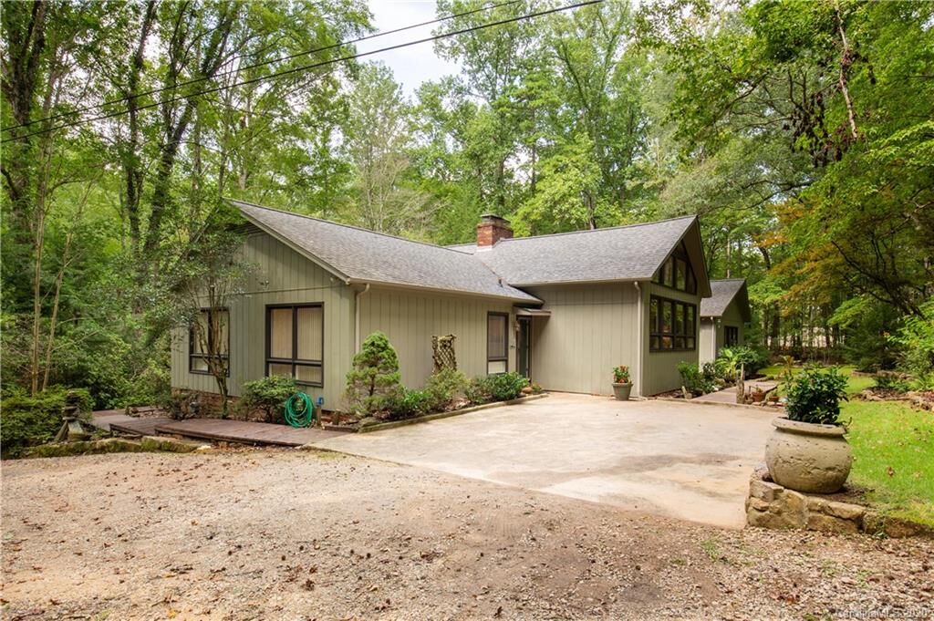 Property Photo: 1202 Brook Drive SC 29720