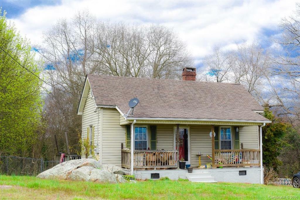 Property Photo: 61 Robinson Drive SW NC 28027