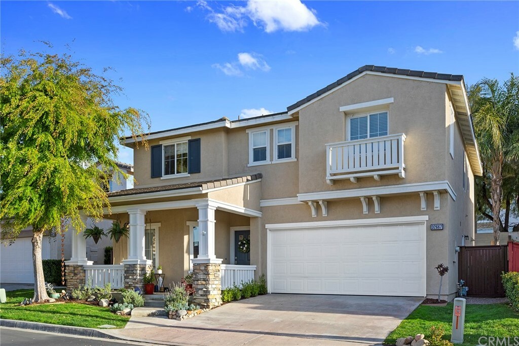 Property Photo:  32667 Willowvail Circle  CA 92592 