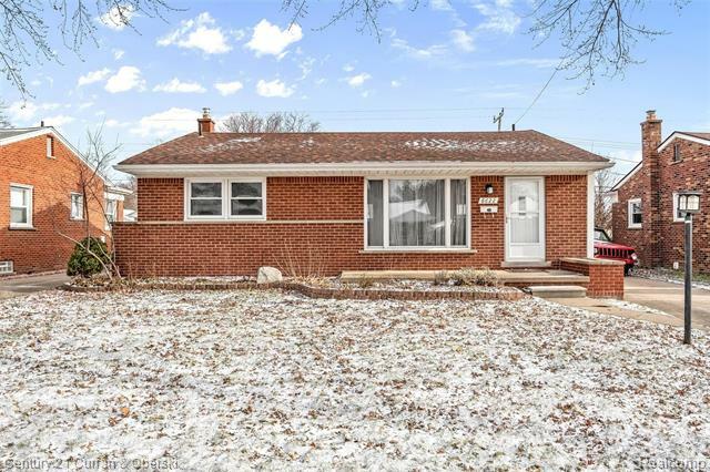 Property Photo:  8622 Arnold Street  MI 48127 