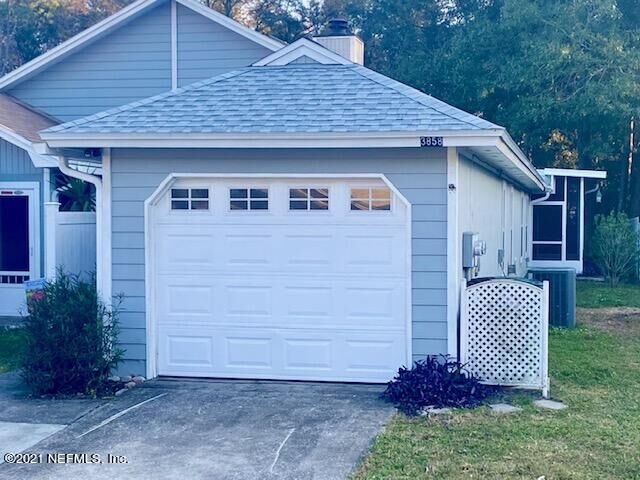 Property Photo:  3858 Windridge Court  FL 32257 