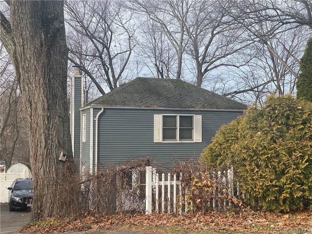 Property Photo:  194 Frederick Street  NY 10567