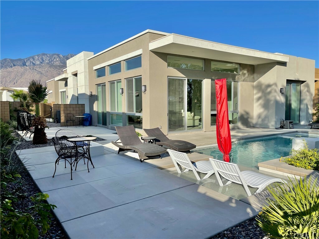 Property Photo: 1250 Celadon Street CA 92262