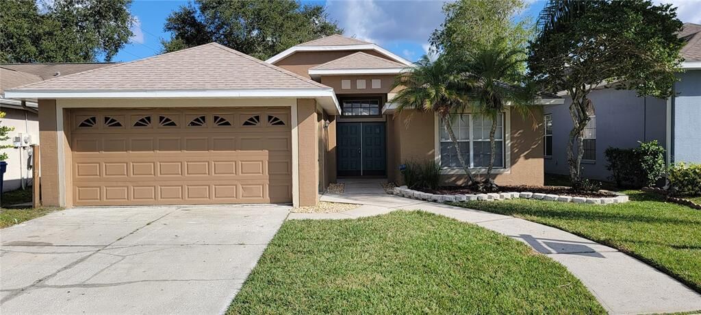Property Photo: 1320 Vinetree Drive FL 33510