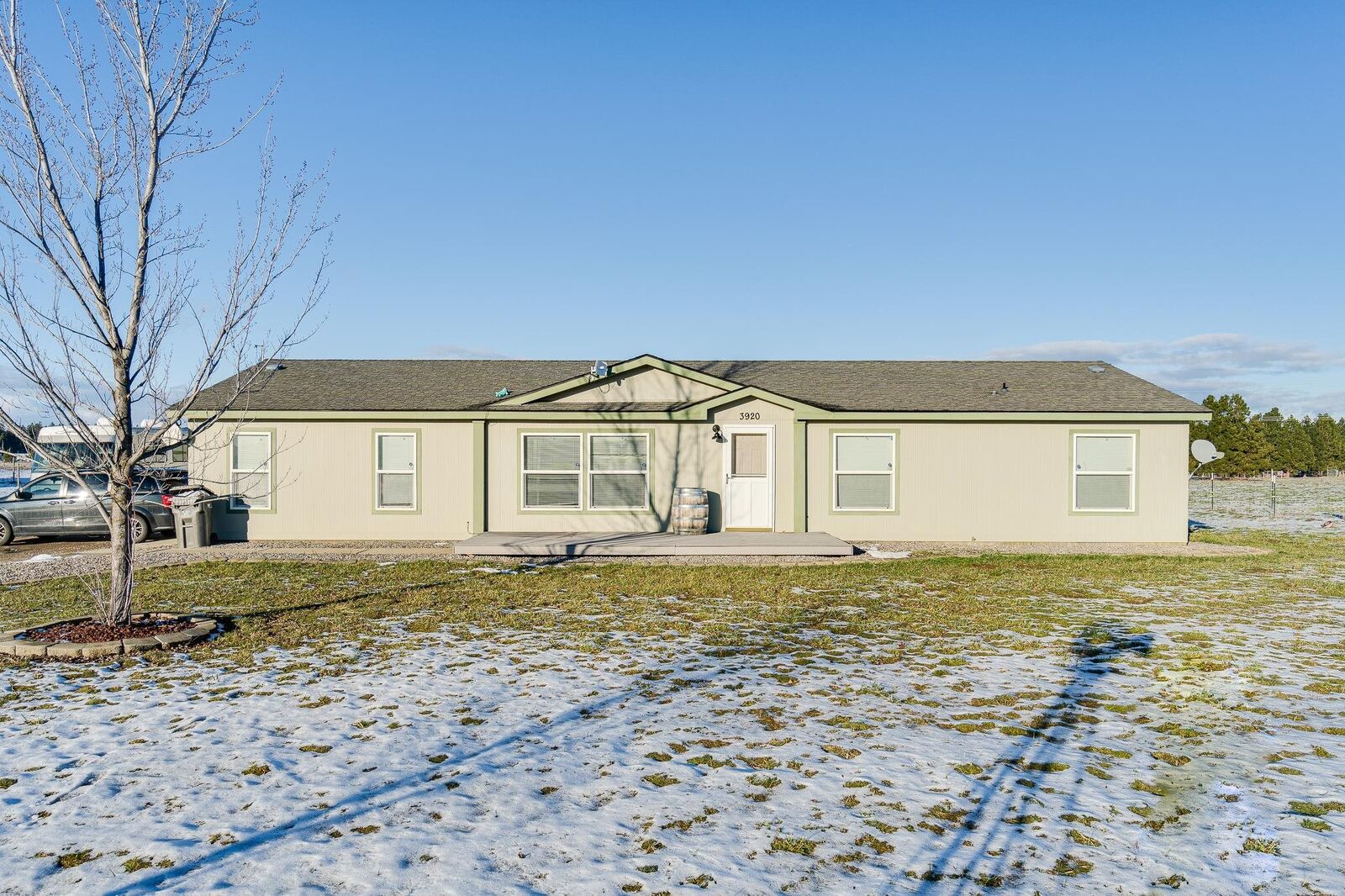 Property Photo:  3920 W Staley Rd  WA 99006 