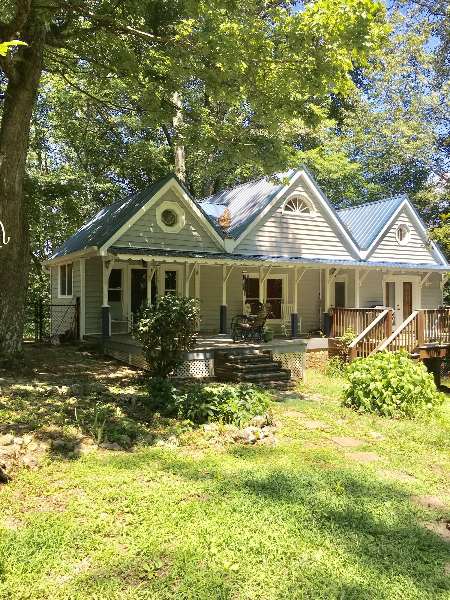 Property Photo:  200 Summers Rd  TN 37807 