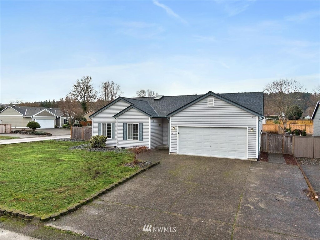 Property Photo: 14720 151st Avenue E WA 98360