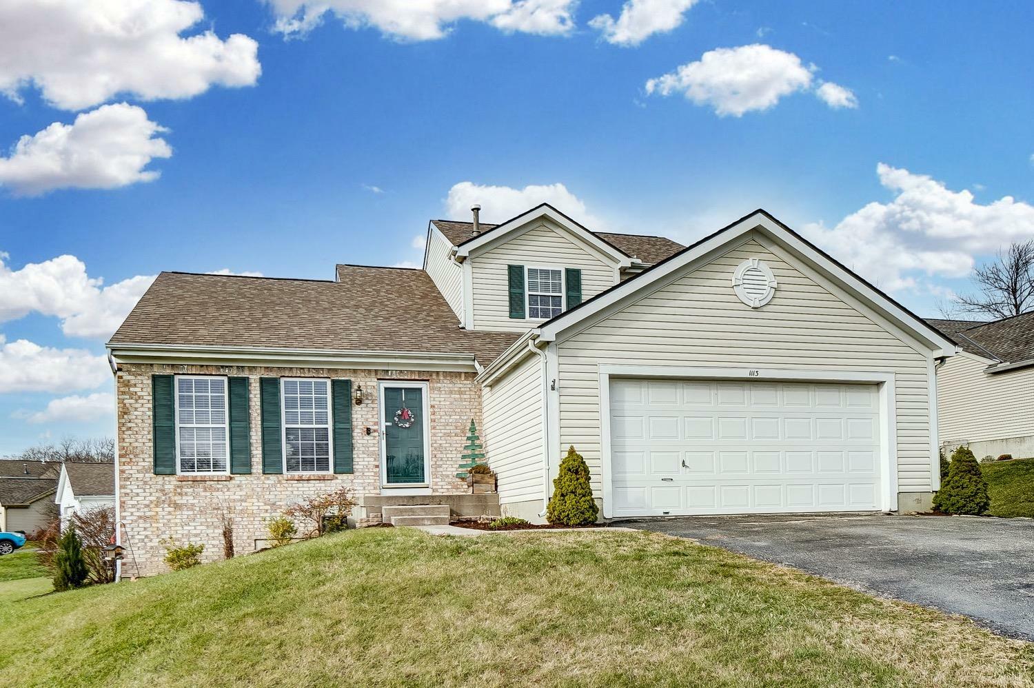 Property Photo:  1113 Lake Knoll Ct  OH 45036 