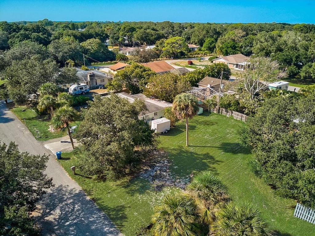 Property Photo:  Foxglove Road  FL 34293 