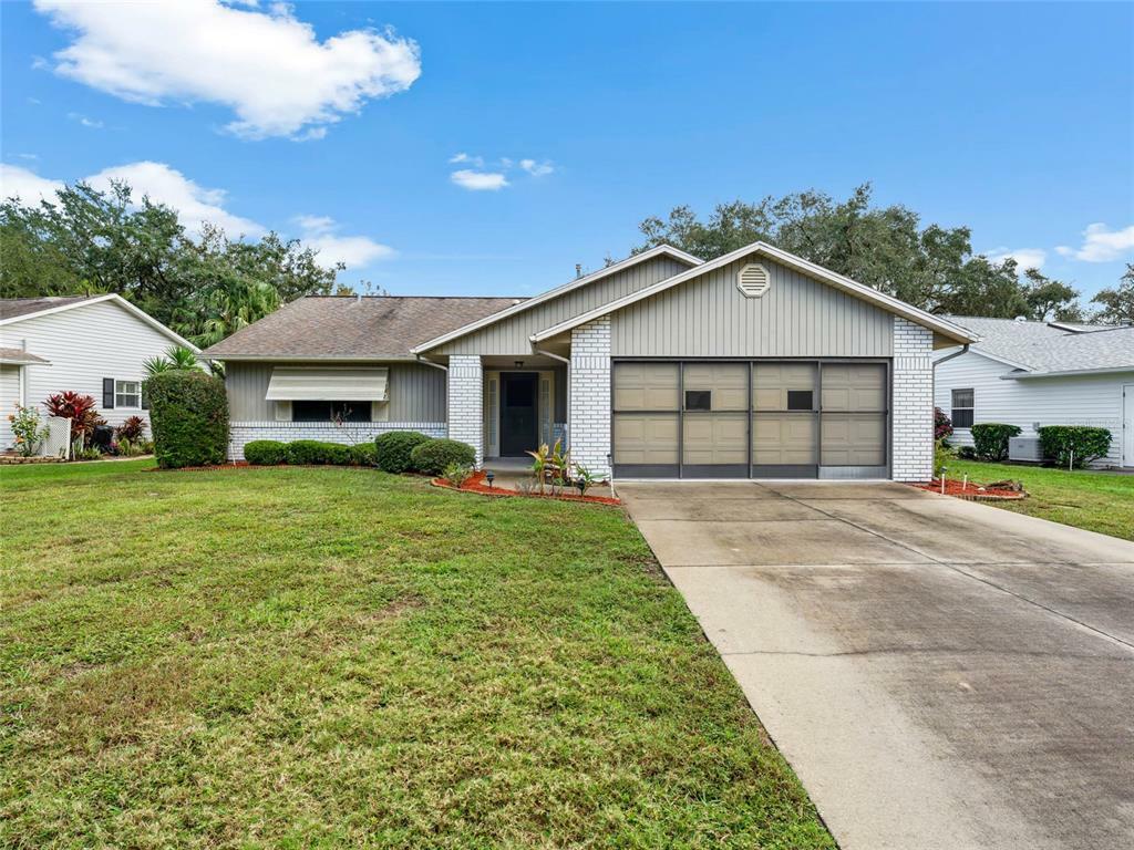 Property Photo:  803 Dundee Circle  FL 34788 