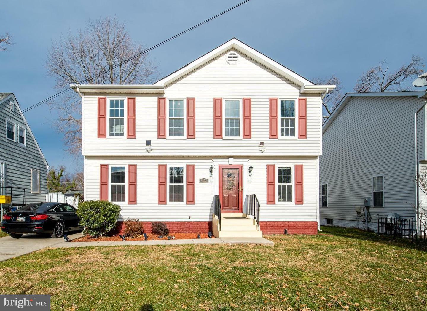 Property Photo:  6602 Halleck Street  MD 20747 