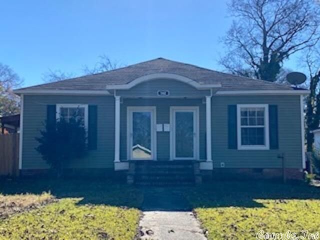 Property Photo: 502 W Conway AR 72015