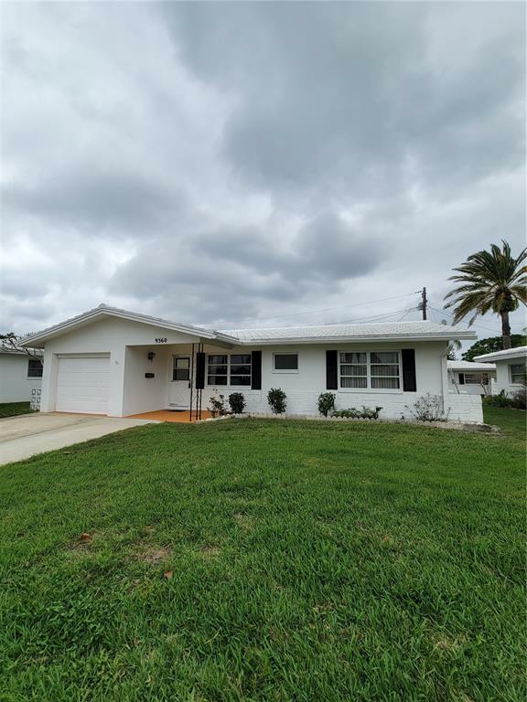 9360 Mainlands . W 9360  Pinellas Park FL 33782 photo