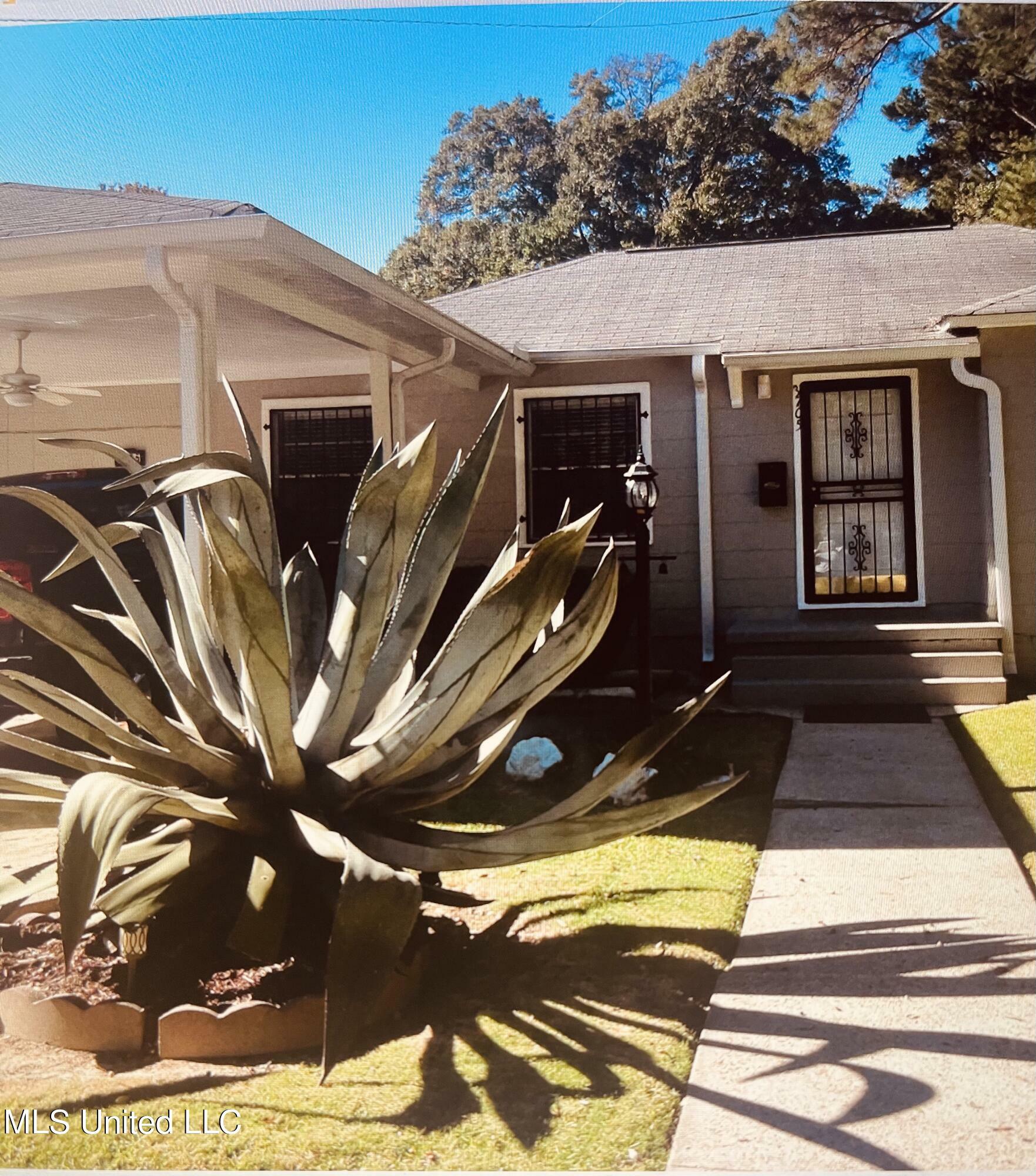 Property Photo:  3705 Azalea Drive  MS 39206 