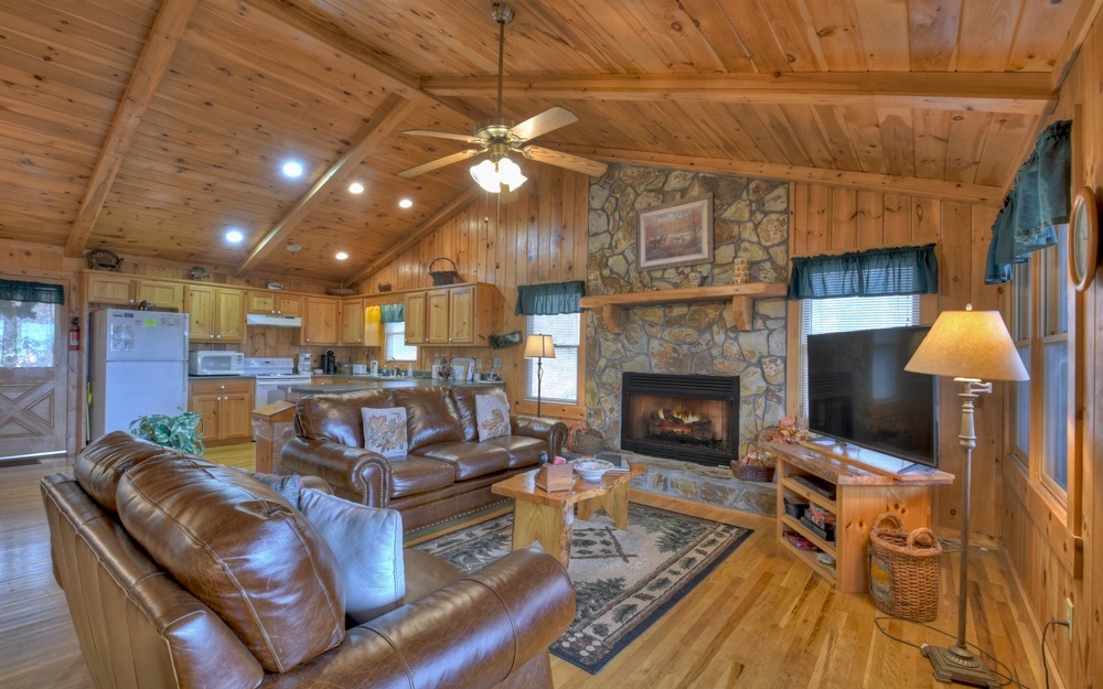 Property Photo:  335 N Old Aska Road  GA 30513 